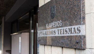 Po konflikto dėl moters: vyrą terorizavęs armėnas kelis kartu smogė peiliu - Respublika.lt