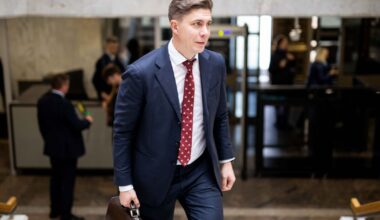 Sinkevičius neatvyko į Lobovo bylos posėdį, politikui gresia atvesdinimas - Respublika.lt