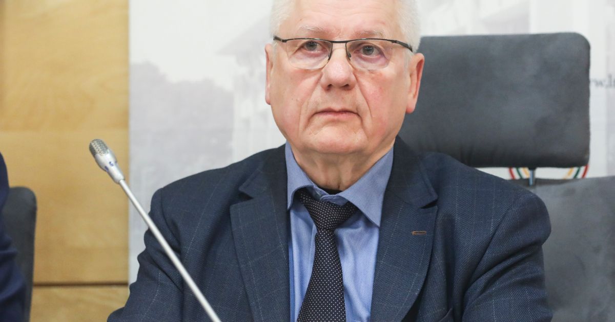 Vytautas BUDNIKAS: Alternatyvūs galios centrai, protestų fabrikas ir kam naudingi kultūros darbuotojų protestai - Respublika.lt