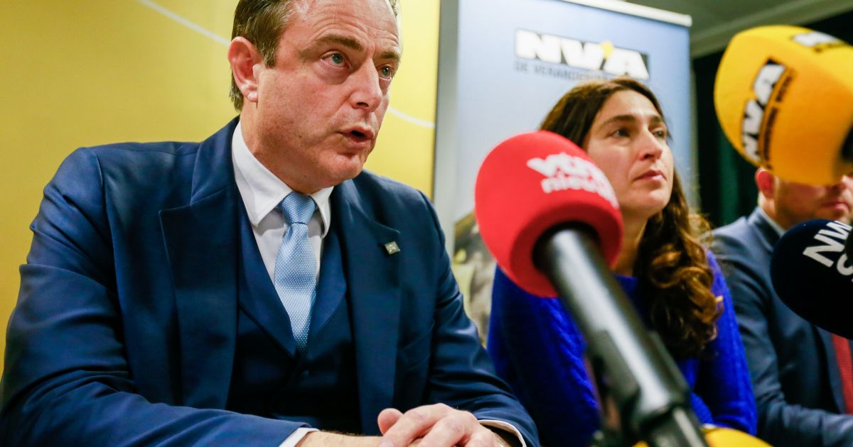 Belgijos premjeras stabdys paskolą Ukrainai iš įšaldyto Rusijos turto - Respublika.lt