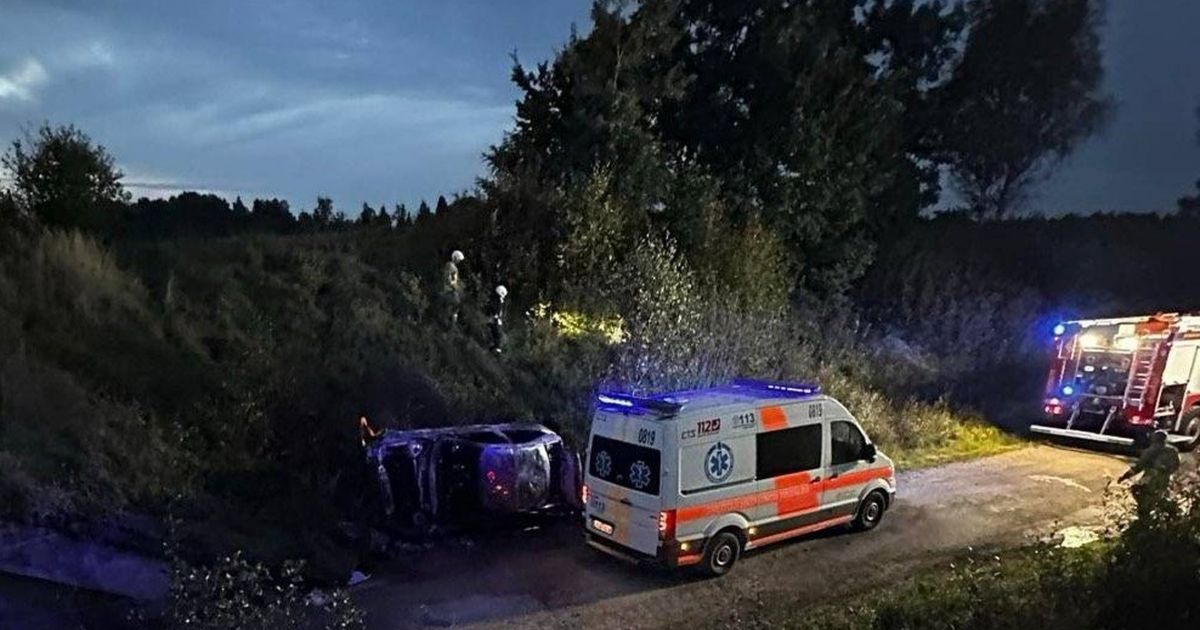 Šiurpios savaitgalio avarijos: vairuotojai žuvo liepsnose - Respublika