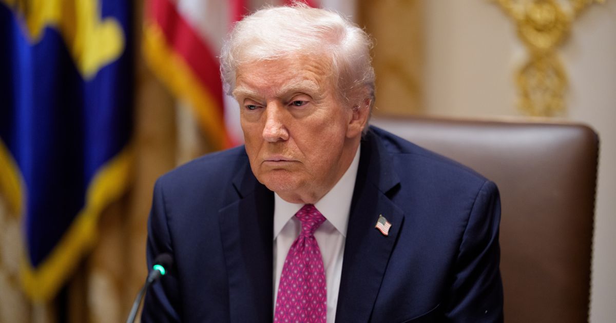 Donaldas Trumpas: Ukraina vargu ar laimės karą su Rusija - Respublika.lt
