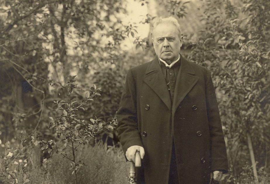 Neklauskit dainiaus vardo, arba „Jaunimo giesmė“ - Respublika.lt