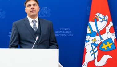 Policija: Adomavičiaus pareiškimas dėl galimo šmeižto yra nagrinėjamas, renkama medžiaga - Respublika.lt