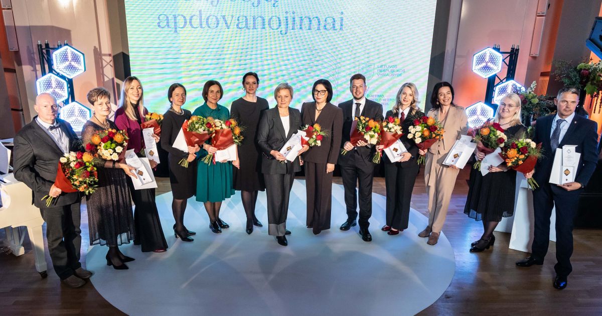 Švietimo, mokslo ir sporto ministerija apdovanojo geriausius šalies mokytojus - Respublika.lt