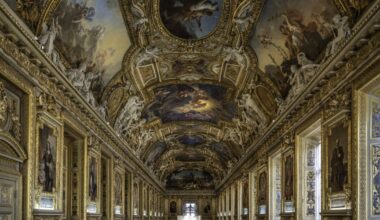 „Telegram" įkūrėjas pasirengęs išpirkti pavogtas Luvro brangenybes - Respublika.lt