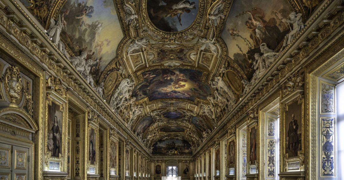 „Telegram" įkūrėjas pasirengęs išpirkti pavogtas Luvro brangenybes - Respublika.lt