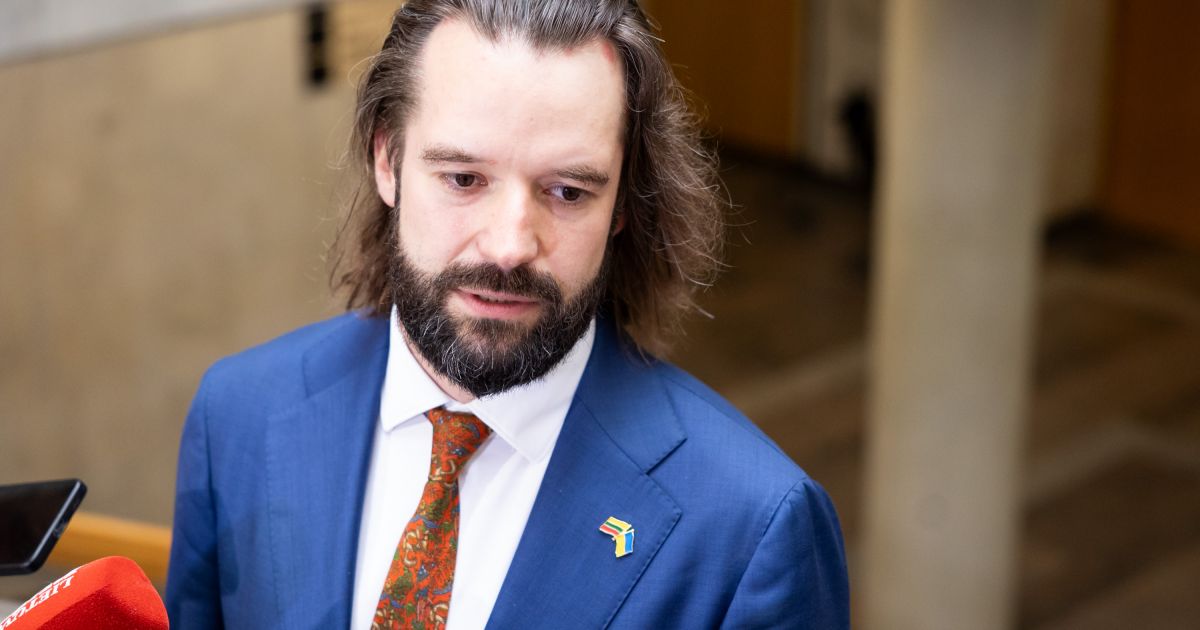 Aplinkos eksministras susikūrė sąlygas toliau vadovauti ministerijai - Respublika.lt
