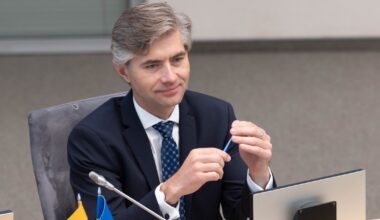 Užšaldytas Rusijos turtas Ukrainos reikmėms kol kas neatiteks - Respublika.lt
