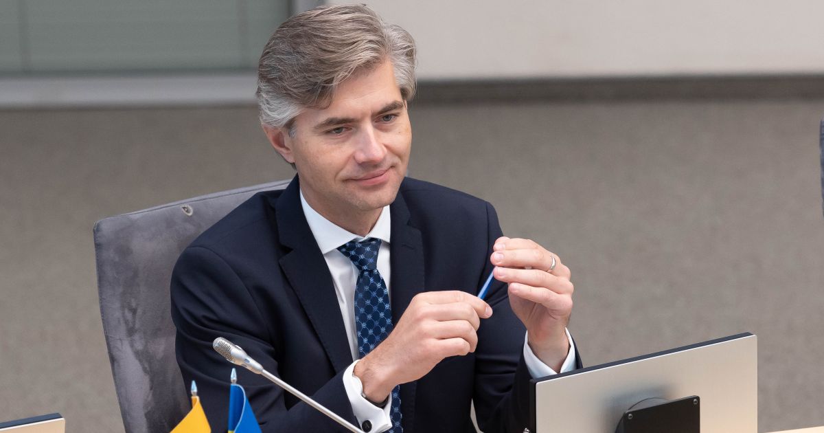 Užšaldytas Rusijos turtas Ukrainos reikmėms kol kas neatiteks - Respublika.lt