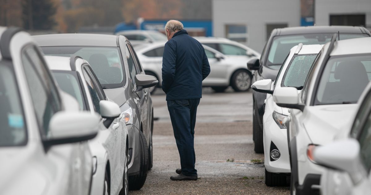 Kodėl vairuotojai renkasi naudotus automobilius? - Respublika.lt