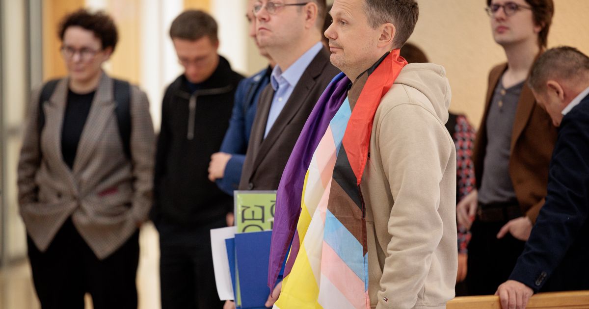 LGBTQ+ bendruomenė iš premjerės išgirdo pažadą: bus dirbama užtikrinant adekvačią apsaugą - Respublika.lt