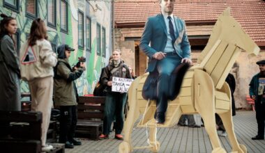 Gabrielius Landsbergis bando prastumti Trojos arklį - Respublika.lt