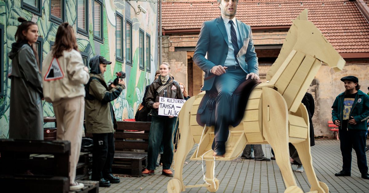 Gabrielius Landsbergis bando prastumti Trojos arklį - Respublika.lt