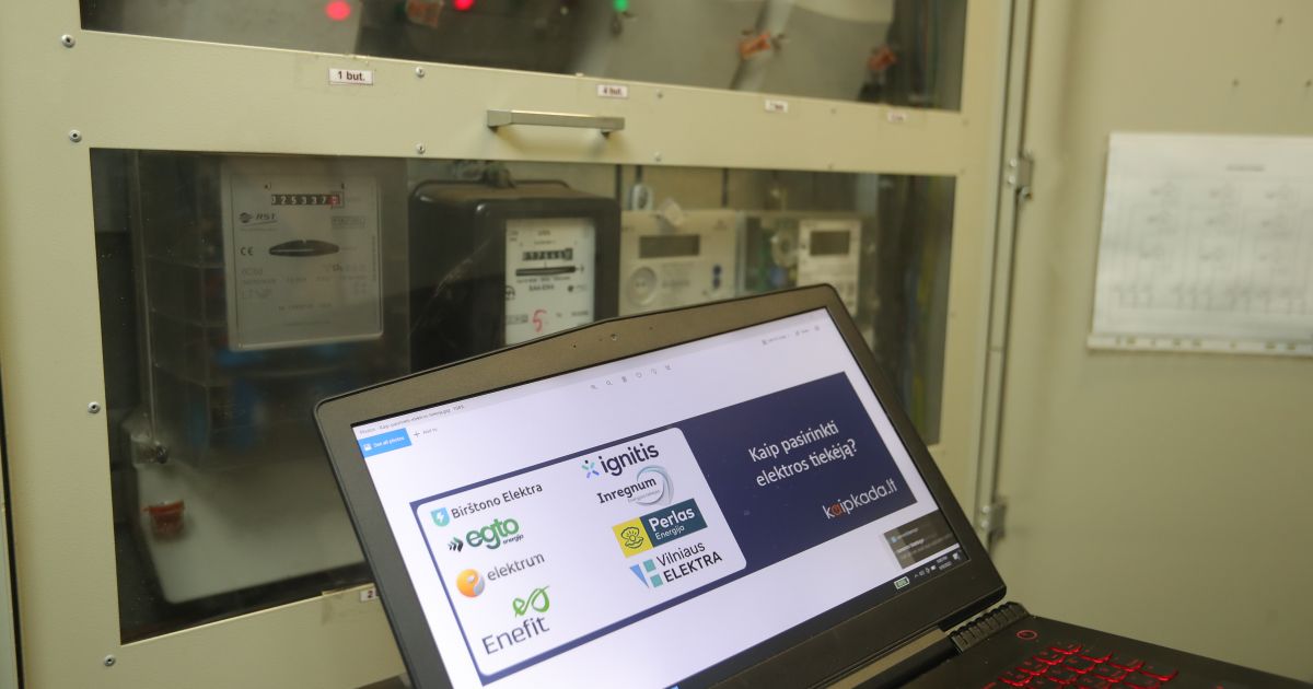Fiksuotos 12 mėn. elektros kainas didino vienas tiekėjas - Respublika.lt