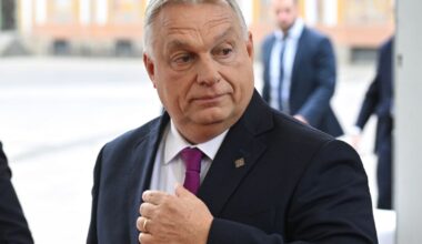 „Moralinio šantažo taktika“: Viktoras Orbanas kaltina Volodymyrą Zelenskį - Respublika.lt
