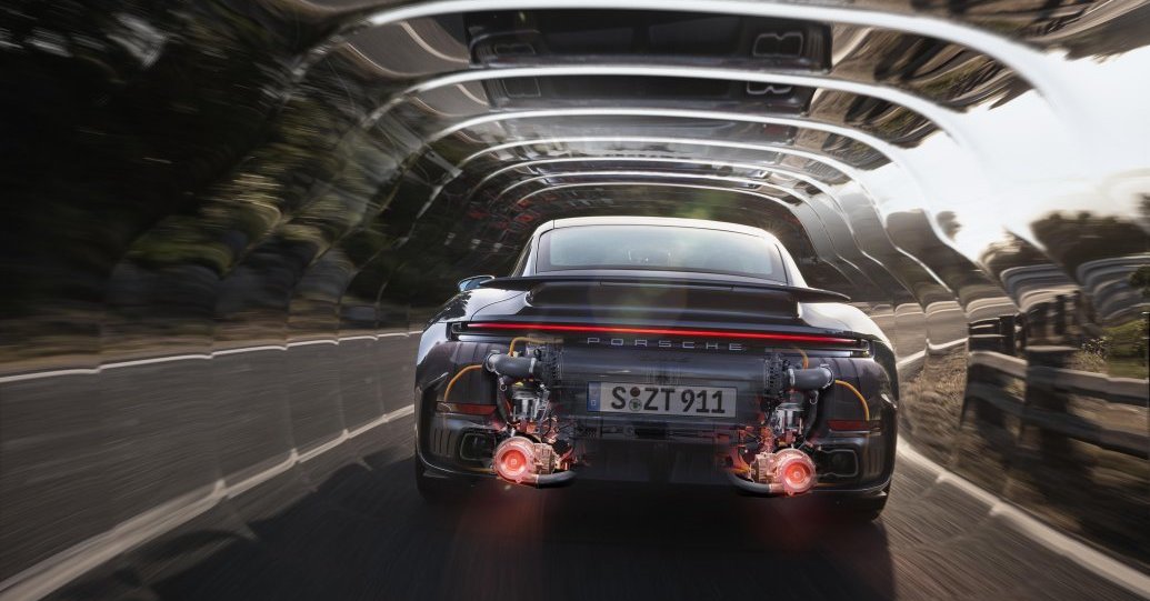 Kiek kainuoja naująsis galingiausias „Porsche 911 Turbo S“? | Verslas