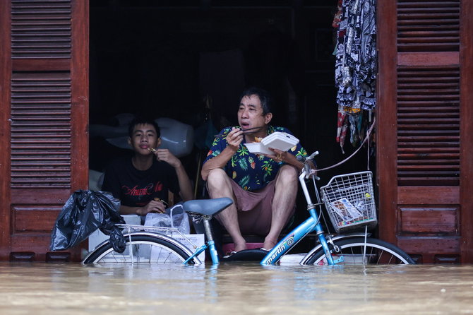 „Zumapress“/„Scanpix“/Potvynis Vietname