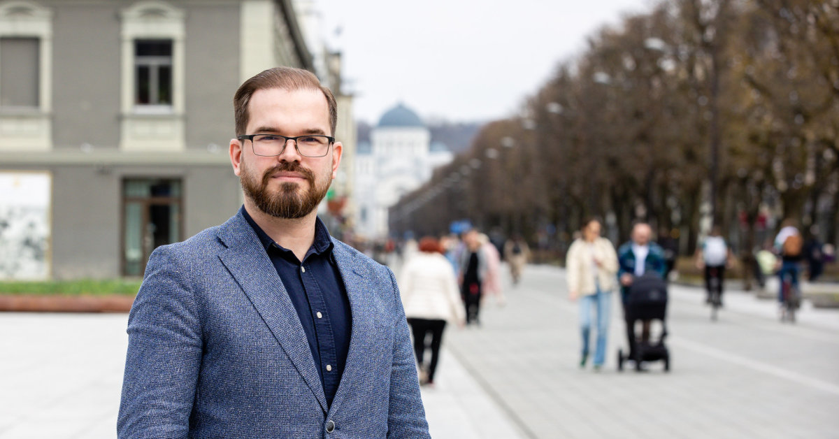 Į ministrus deleguojamas Robertas Kaunas: dvigubos paskirties įsigijimai yra krašto gynybos dalis