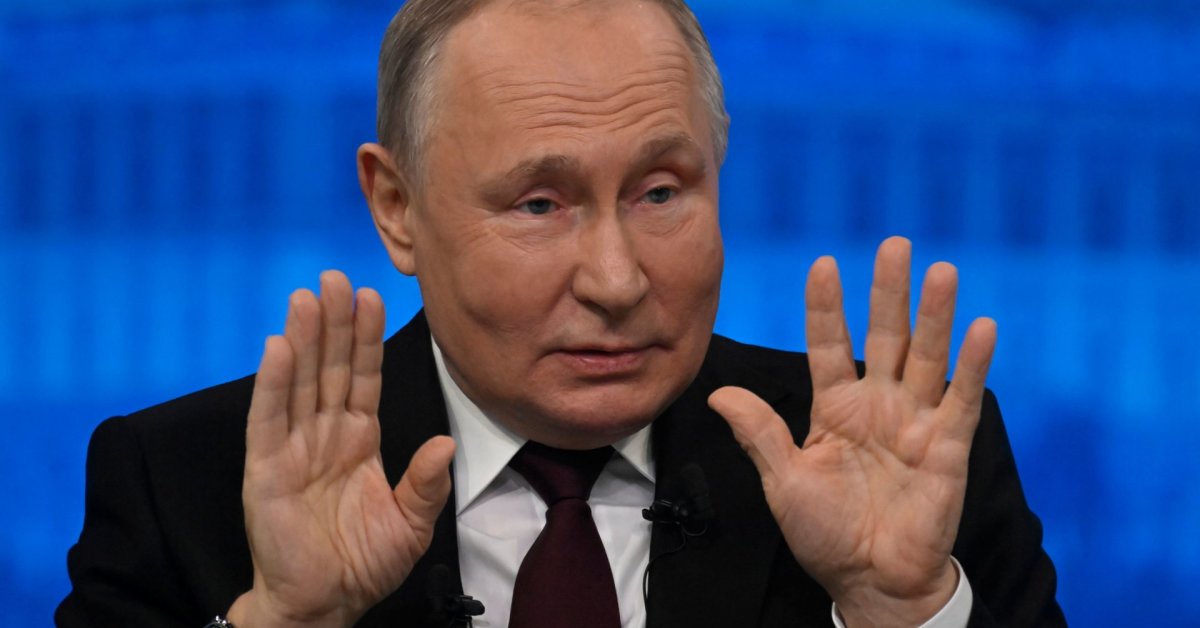 Putinas pasigyrė, kad Pokrovskas apsuptas – žada sustabdyti ugnį ir kviečia žiniasklaidą