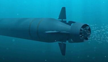 Karybos ekspertas įvardijo, kodėl Putinas pradėjo grasinti 3 branduoliniais ginklais