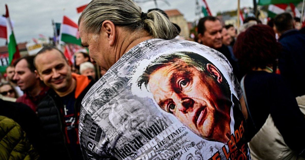 Orbanas sureagavo į Trumpo sankcijas ir pažadėjo vieną dalyką