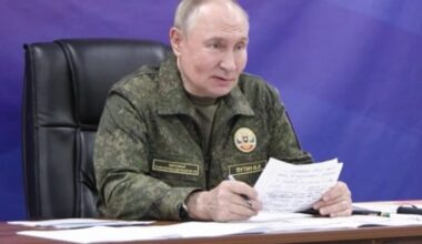 Vladimiras Putinas nutraukė susitarimą su JAV dėl plutonio utilizavimo