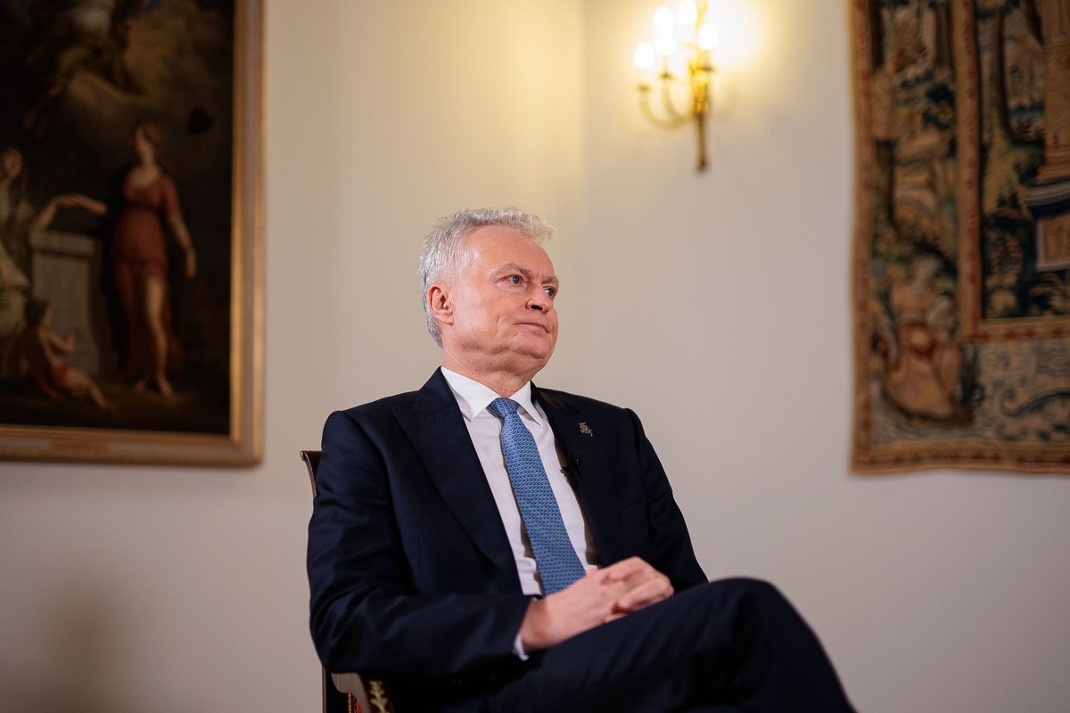 Seimo sprendimas dėl Nedzinsko nuvylė Nausėdą