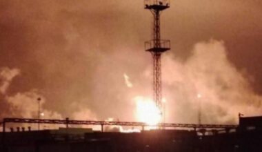 Virš svarbios Rusijos gamyklos – sprogimai ir gaisras: Ukraina surengė masinę ataką