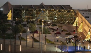 Didysis Egipto muziejus riboja lankytojų srautus dėl milžiniško susidomėjimo