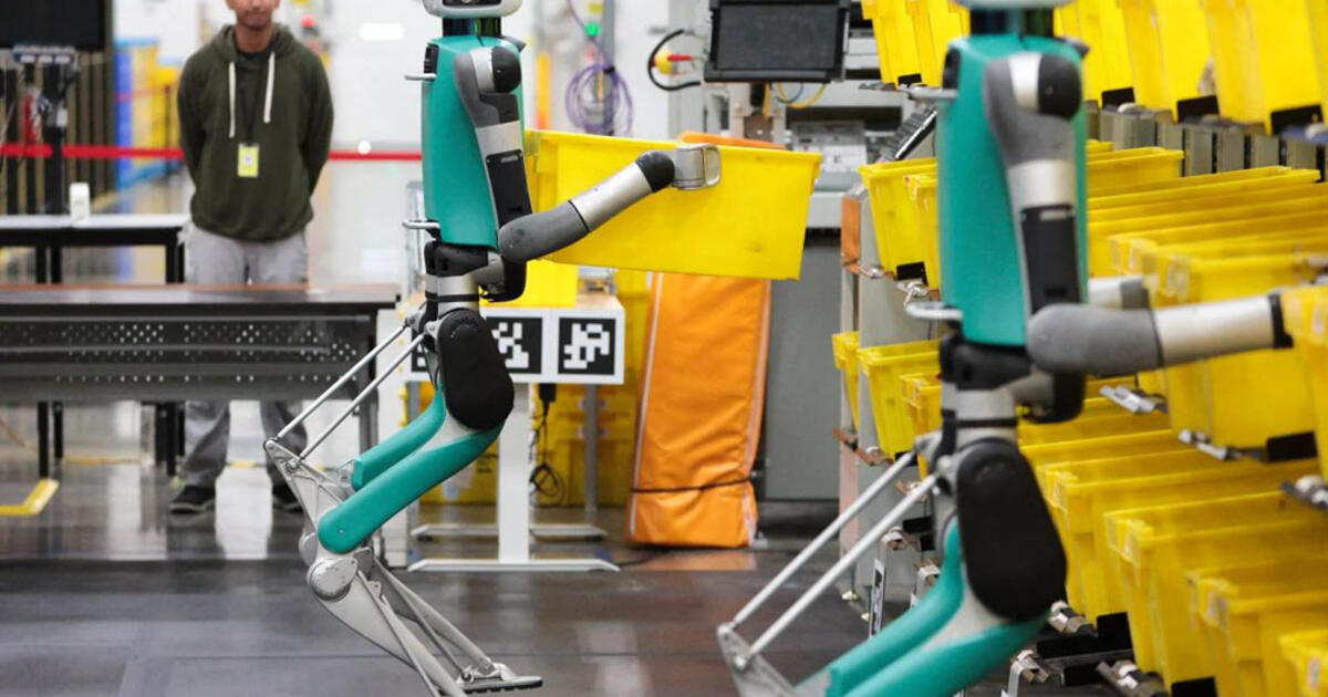 robotai perims darbus iš 600 tūkstančių darbuotojų