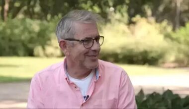 Šešiasdešimtmetį perkopęs A. Sakalauskas tapo tėčiu: gyvenimas pilnas stebuklų - Alfa.lt