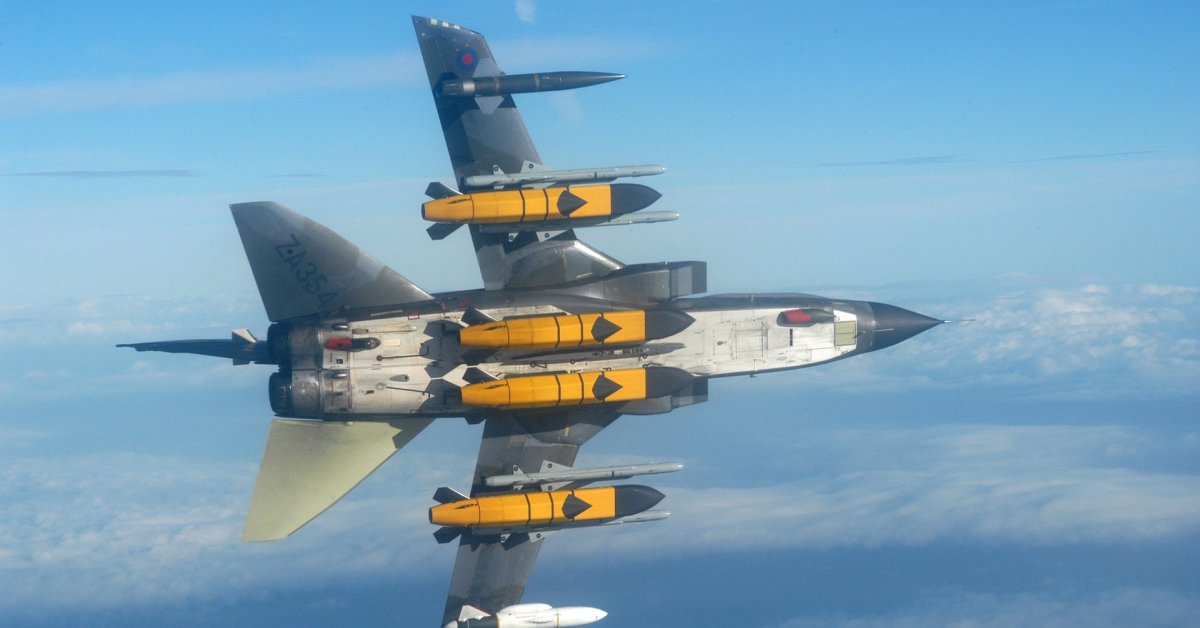 Kas laukia Rusijos: JK pasiuntė Ukrainai naują raketų „Storm Shadow“ partiją