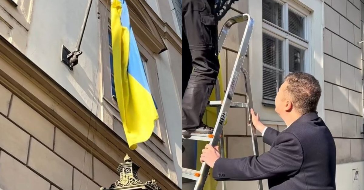 „Esu nustebęs, kad iš karto nepakabino Rusijos vėliavos“: Čekijos parlamento pirmininkas griebėsi kopėčių