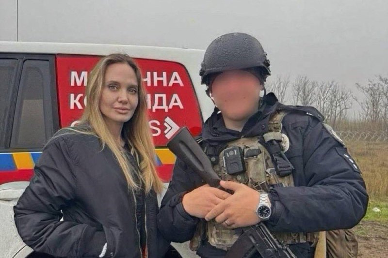 Angelina Jolie Ukrainoje