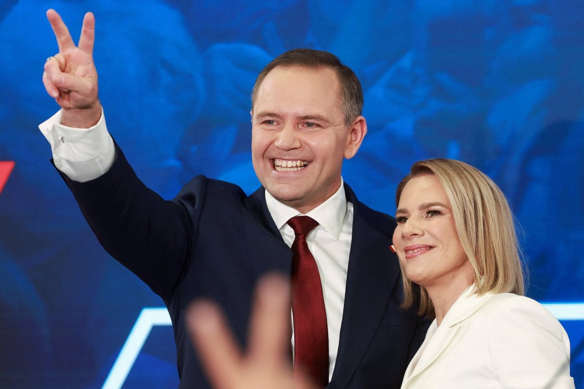 39-erių Lenkijos prezidento žmona išėjo į pensiją