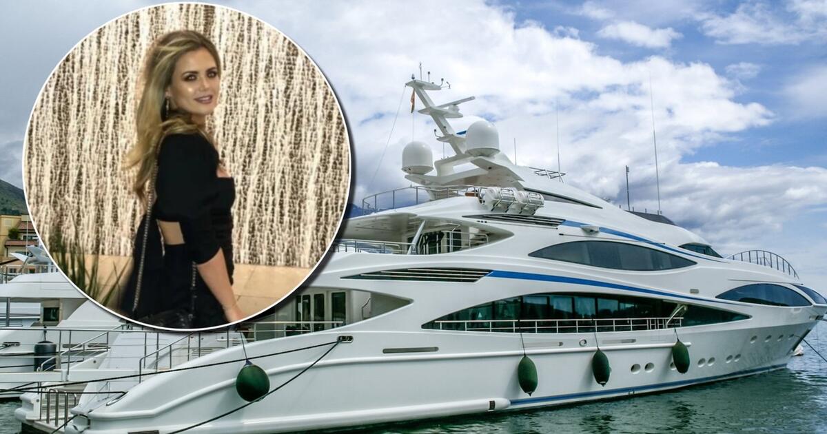 lemtingą naktį – klyksmai ir šiurpinantis nuogo bičiulio šou