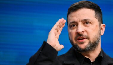 „The Economist“: Zelenskis susidūrė su rimčiausiu išbandymu nuo plataus masto karo pradžios