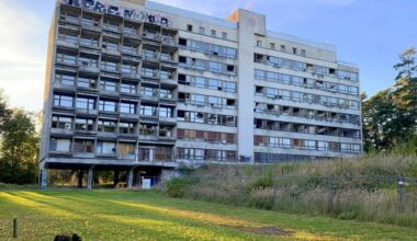 Jūrmaloje griuvėsių nestinga. Kas galėtų padėti: padidintas mokestis ar bauda?