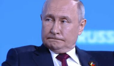 Putino bėdos auga: prie to prisidėjo ir naujausias Lietuvos sprendimas