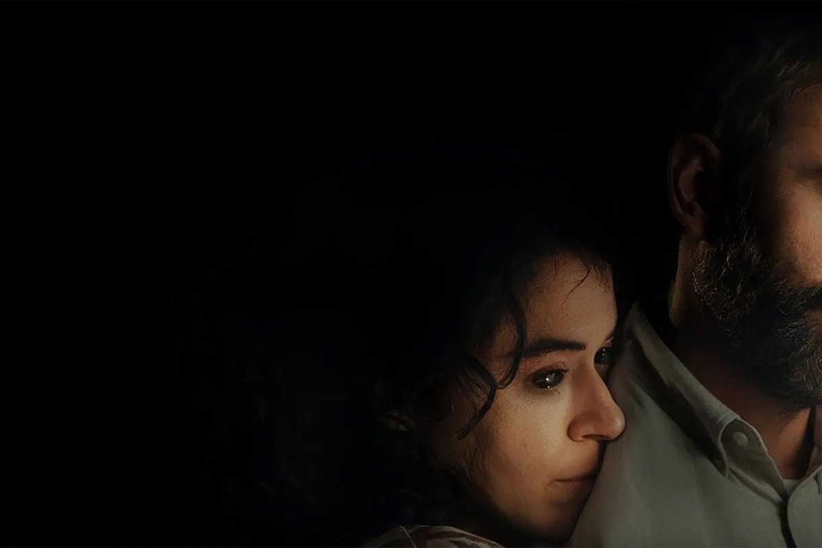 Filmo „Laimikis“ recenzija: dar vienas kraupus Osgoodo Perkinso reginys