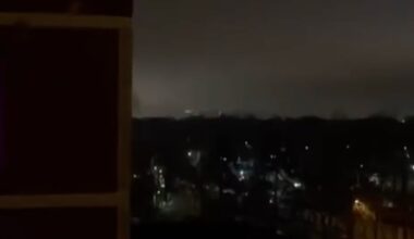 Karas Ukrainoje. Rusija praneša apie bemaž 100 dronų antskrydį - Delfi