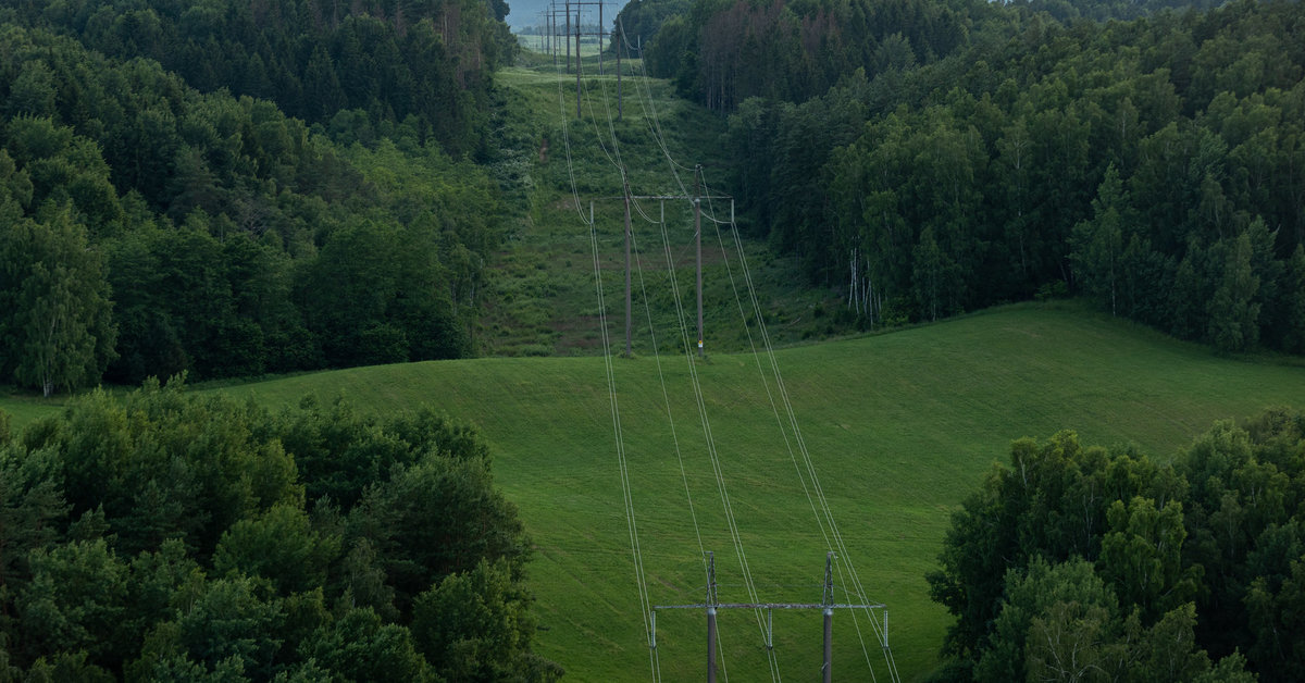 „Litgrid“: toliau augant elektros vartojimui bei smukus vietinei gamybai, elektra brango 8 proc. | Verslas