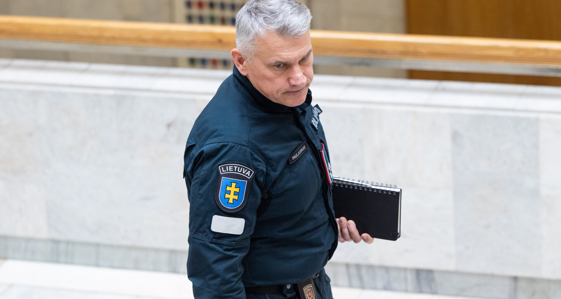 Policijos vadovas: tarnybą paliks šimtai pareigūnų