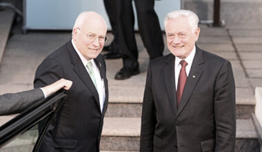 Mirė Rugsėjo 11-ąją Baltuosiuose rūmuose buvęs JAV viceprezidentas Dickas Cheney: Trumpą vadino bailiu