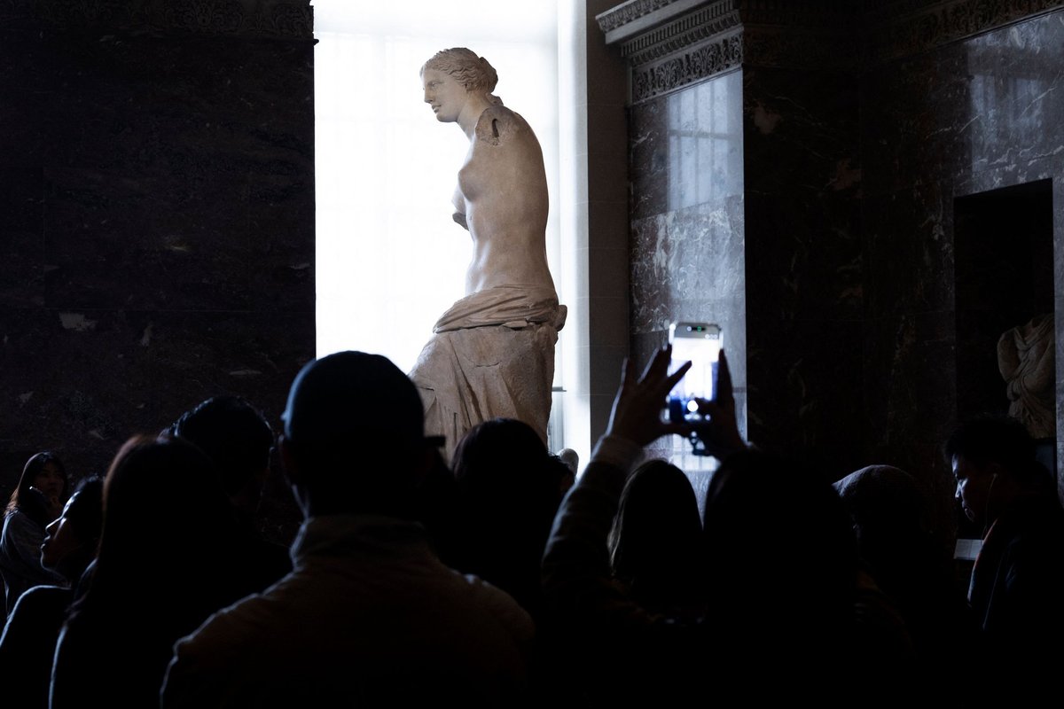 Dėl vagystės iš Luvro Prancūzija apkaltino ketvirtą įtariamą gaujos narį