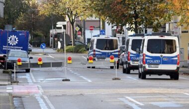Policija sulaukė šimtų skambučių dėl grasinimų Berlyno mokykloms
