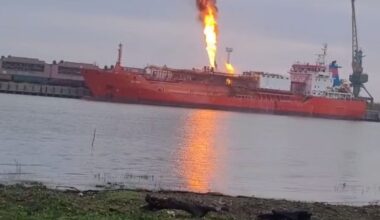 Rusijos dronų atakos padariniai: dalis Rumunijos gyventojų grįžta, kiti turi laukti