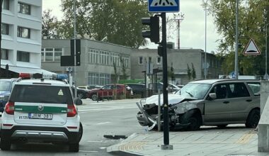 Ar reikėtų nustatyti amžiaus ribas vairuotojams Lietuvoje?