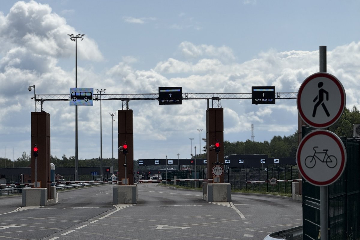 Baltarusijoje vis dar įstrigę vilkikai, premjerė ieško sprendimų